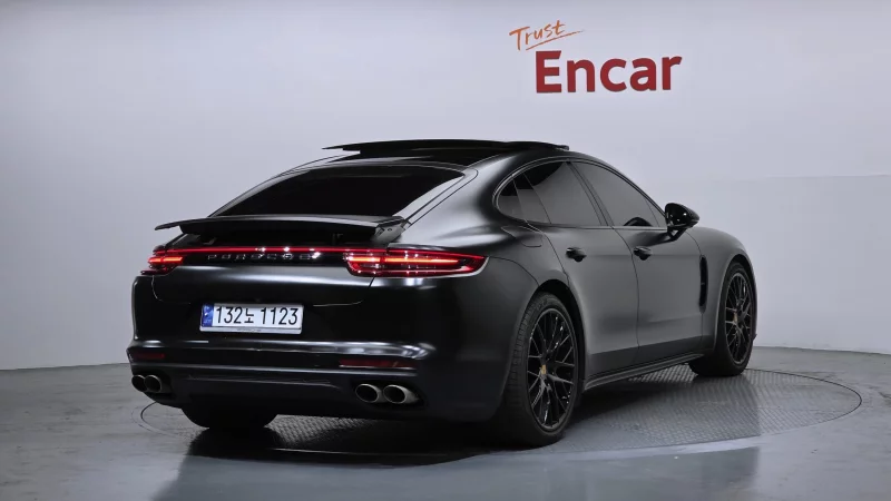 Porsche Panamera