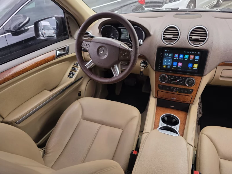 Mercedes-Benz GL-Class