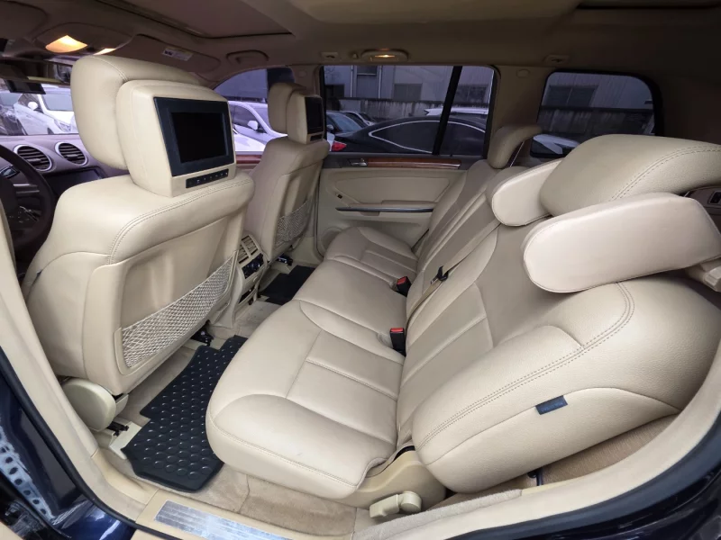 Mercedes-Benz GL-Class