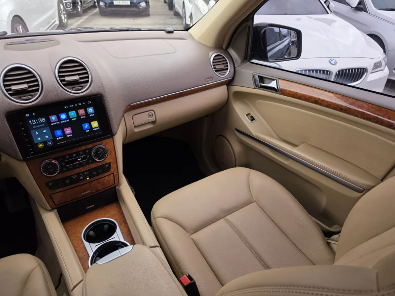 Mercedes-Benz GL-Class