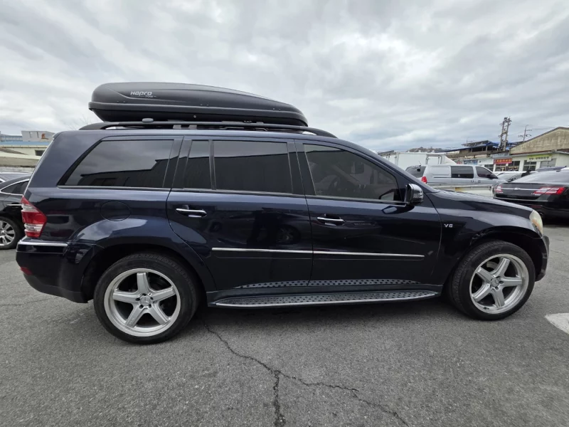 Mercedes-Benz GL-Class