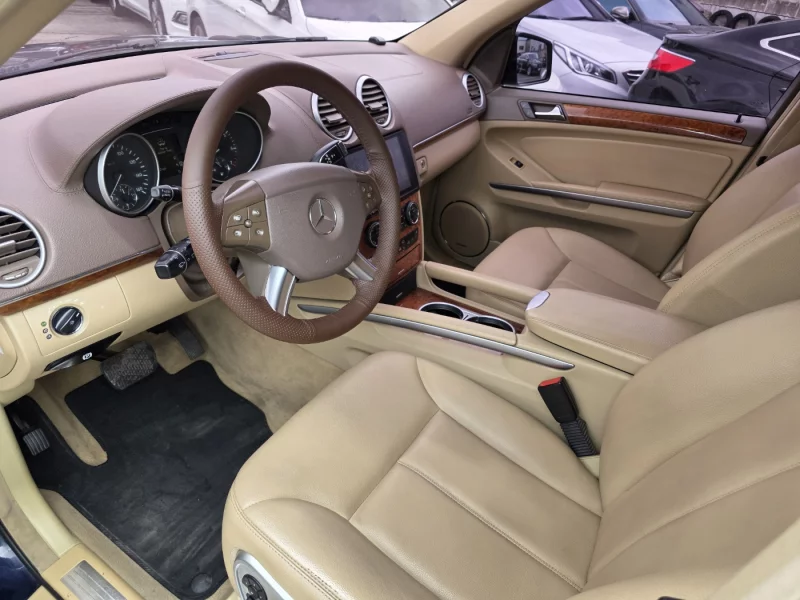 Mercedes-Benz GL-Class