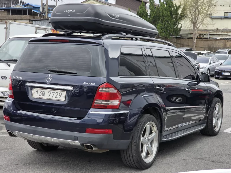 Mercedes-Benz GL-Class