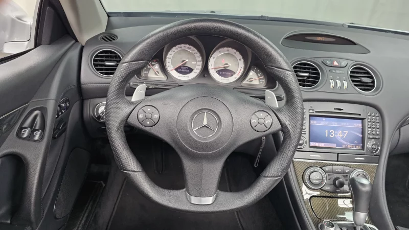 Mercedes-Benz SL-Class