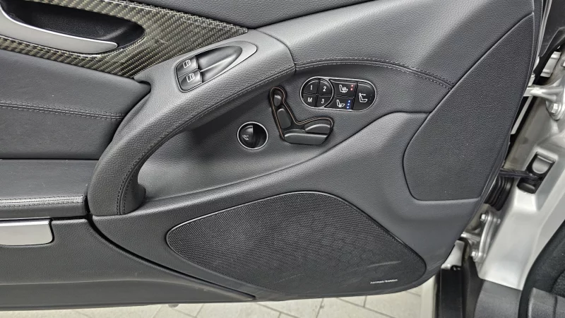 Mercedes-Benz SL-Class