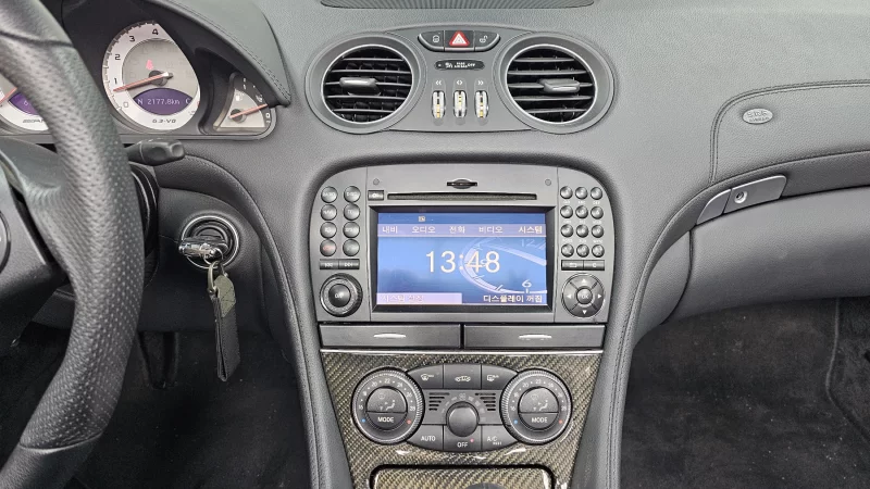 Mercedes-Benz SL-Class