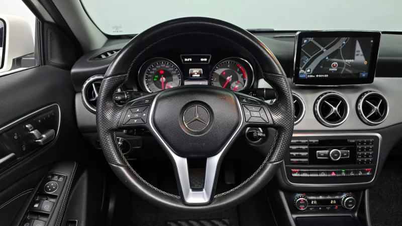 Mercedes-Benz GLA-Class