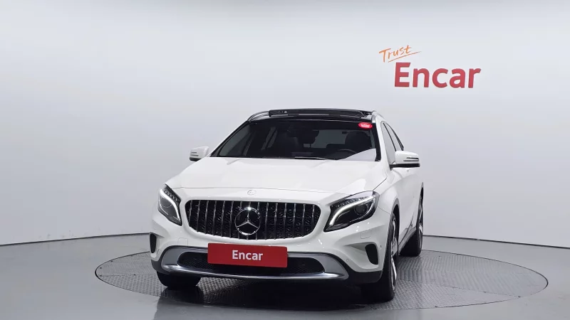 Mercedes-Benz GLA-Class