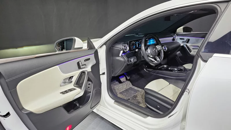 Mercedes-Benz CLA-Class