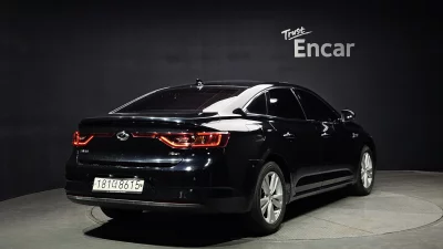 Renault SM6