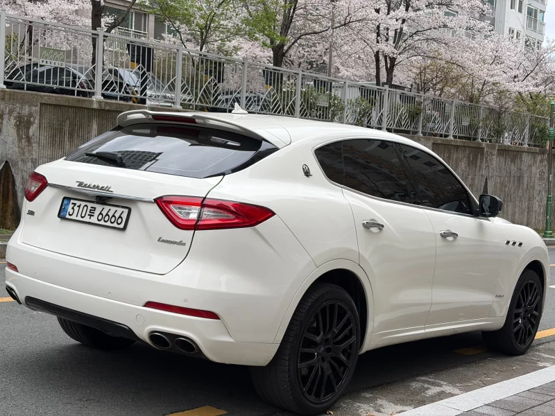 Maserati LEVANTE