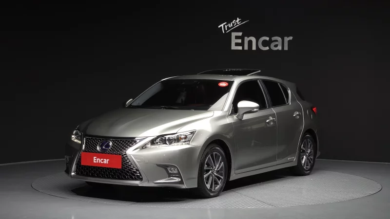 Lexus CT200h