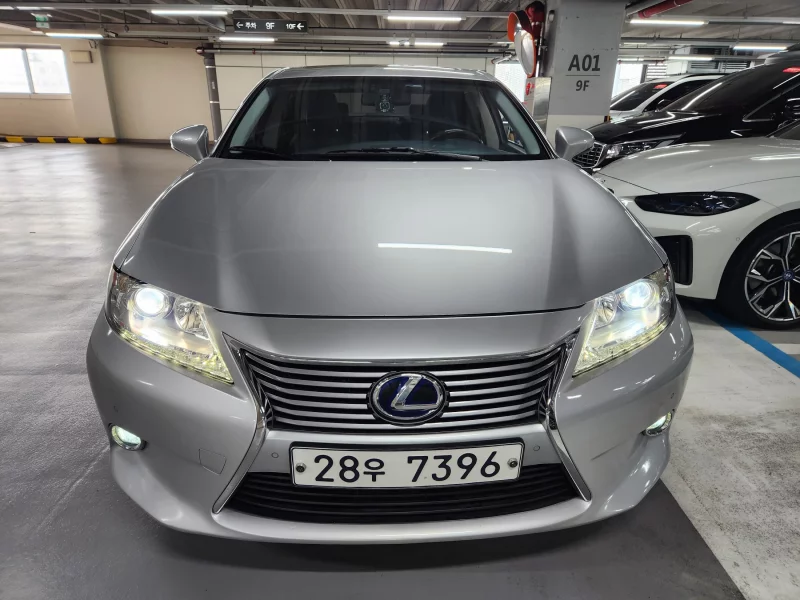 Lexus ES300h
