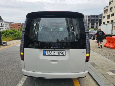 Hyundai Staria