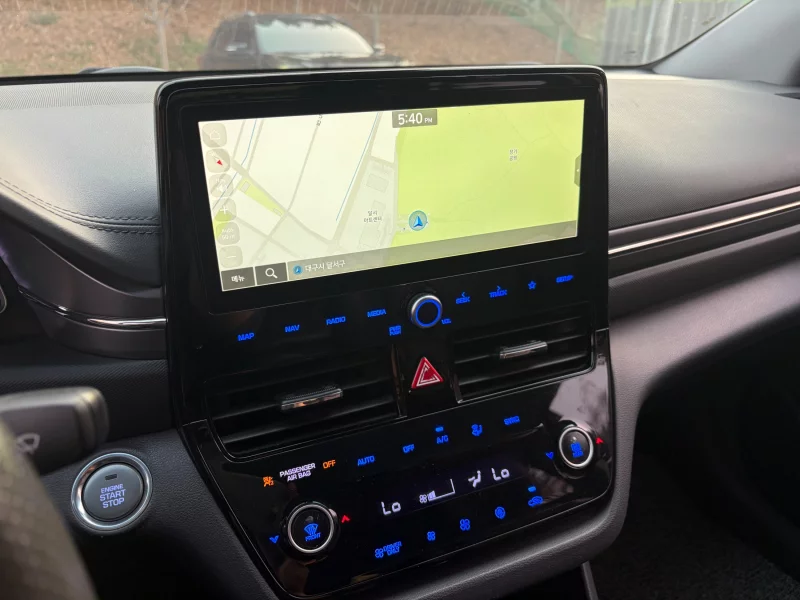 Hyundai Ioniq