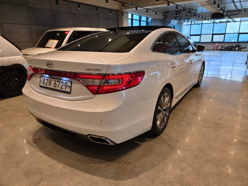 Hyundai Grandeur