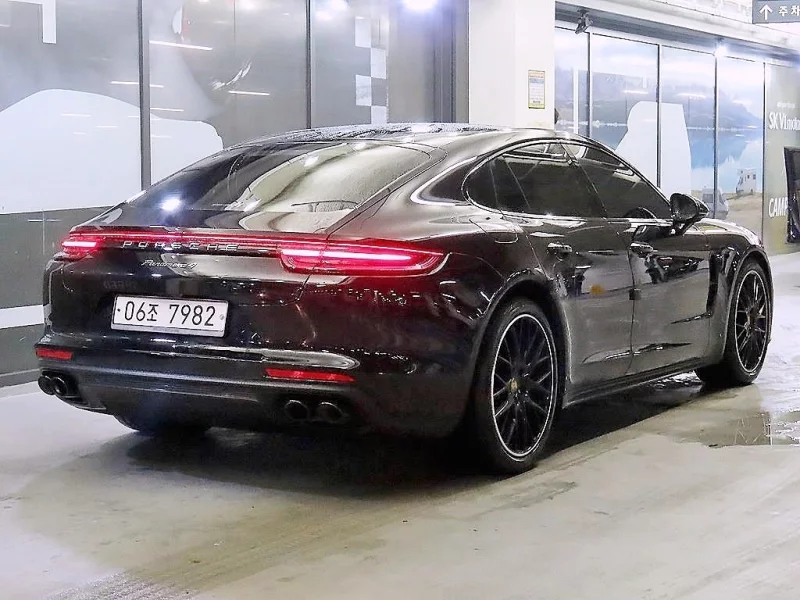 Porsche Panamera