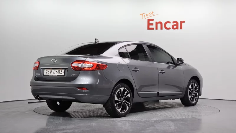 Renault SM3