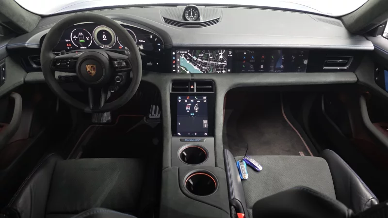 Porsche Taycan