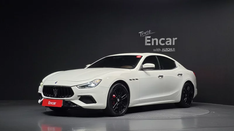 Maserati GHIBLI