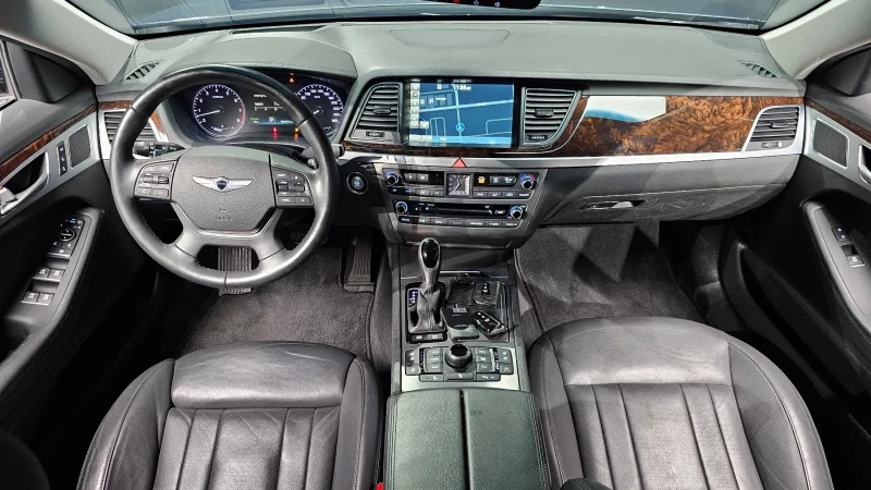 Hyundai Genesis