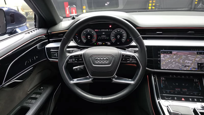 Audi A8