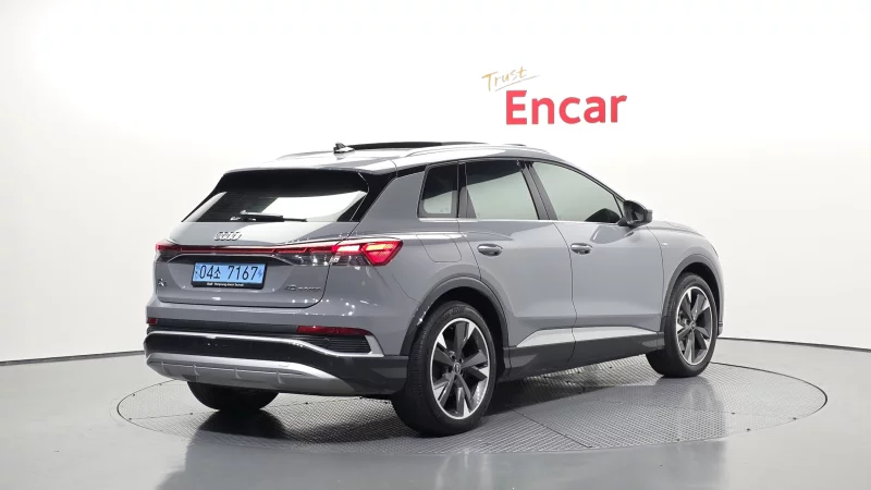 Audi Q4 e-tron