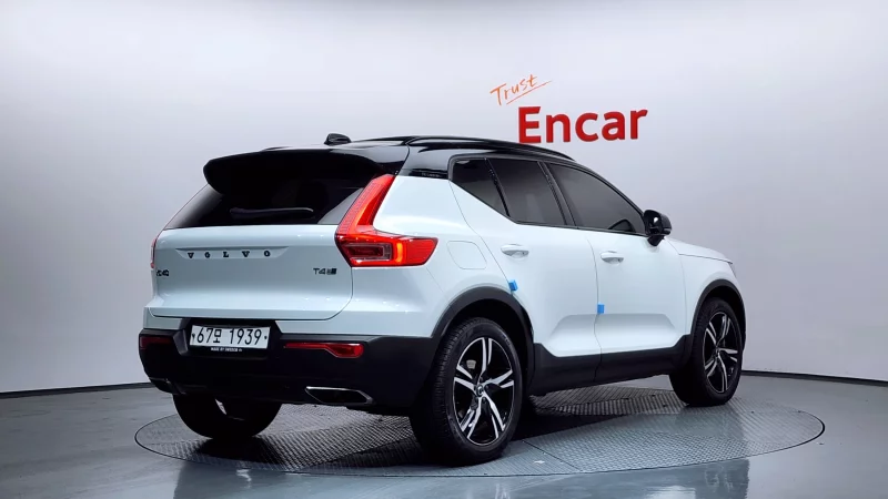 Volvo XC40