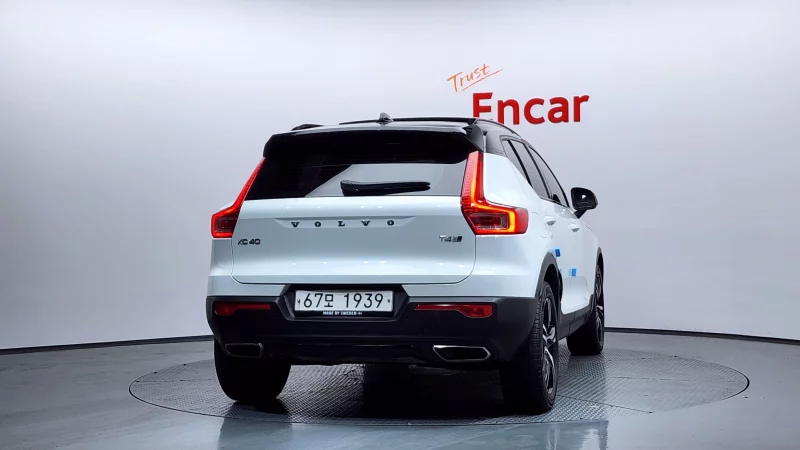 Volvo XC40
