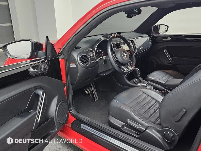 Volkswagen BEETLE