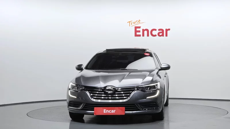 Renault SM6