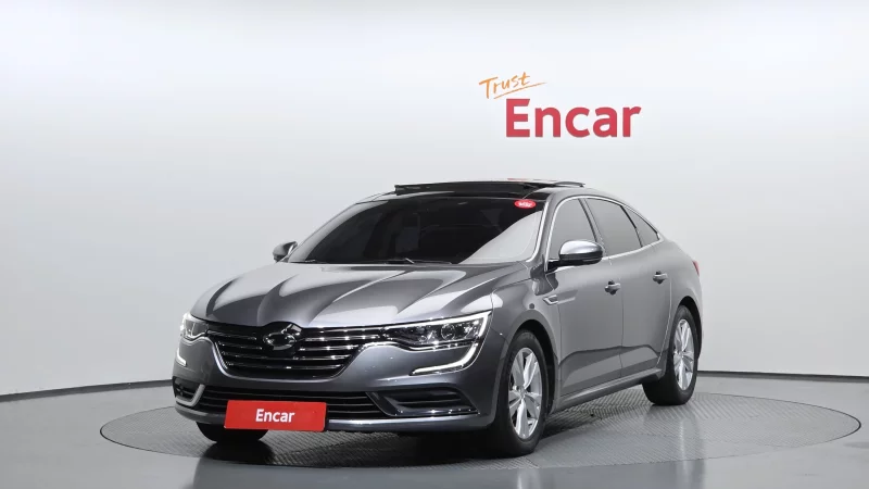 Renault SM6