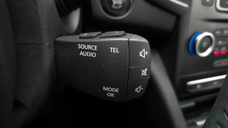 Renault SM6