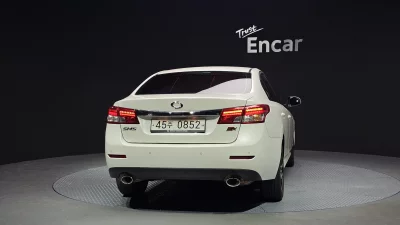Renault SM5