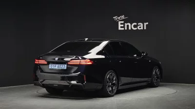 BMW i5