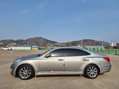 Hyundai Equus
