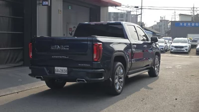 GMC SIERRA