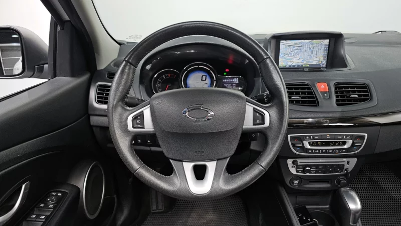 Renault SM3
