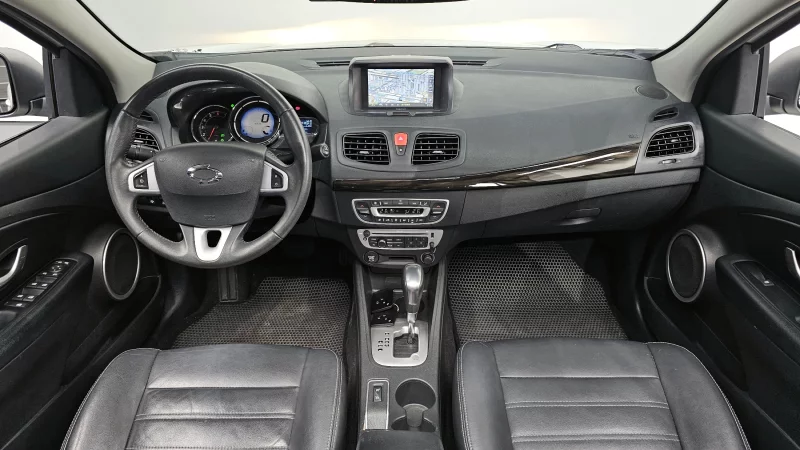 Renault SM3