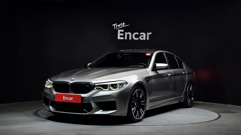 BMW M5