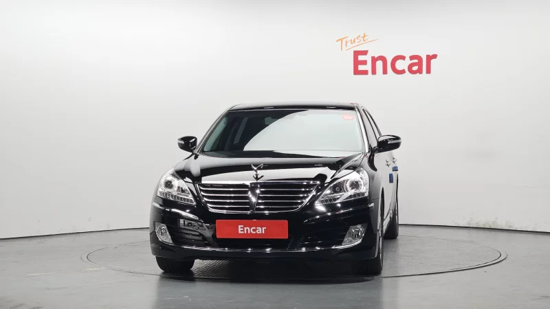 Hyundai Equus