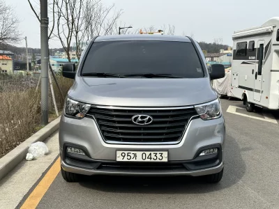 Hyundai Grand Starex