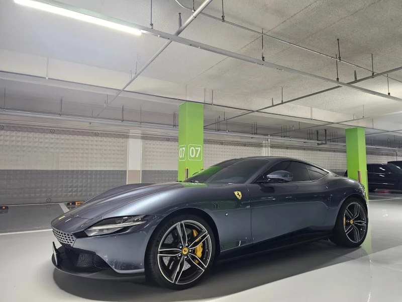 Ferrari ROMA