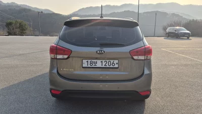 Kia Carens
