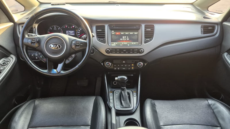 Kia Carens