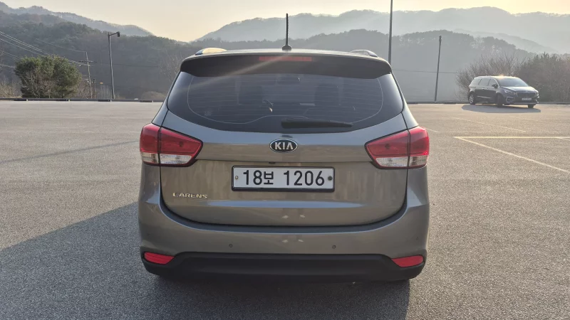 Kia Carens