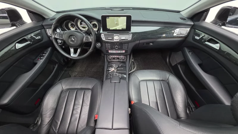 Mercedes-Benz CLS-Class