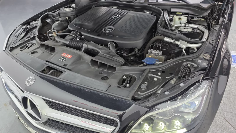 Mercedes-Benz CLS-Class