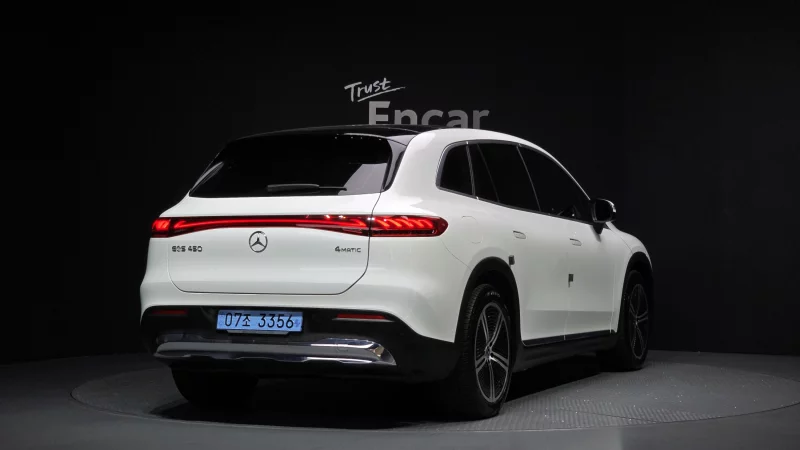 Mercedes-Benz EQS SUV