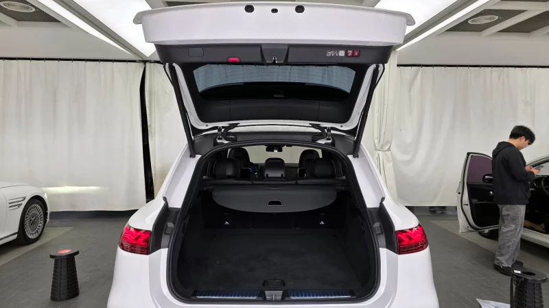 Mercedes-Benz EQS SUV